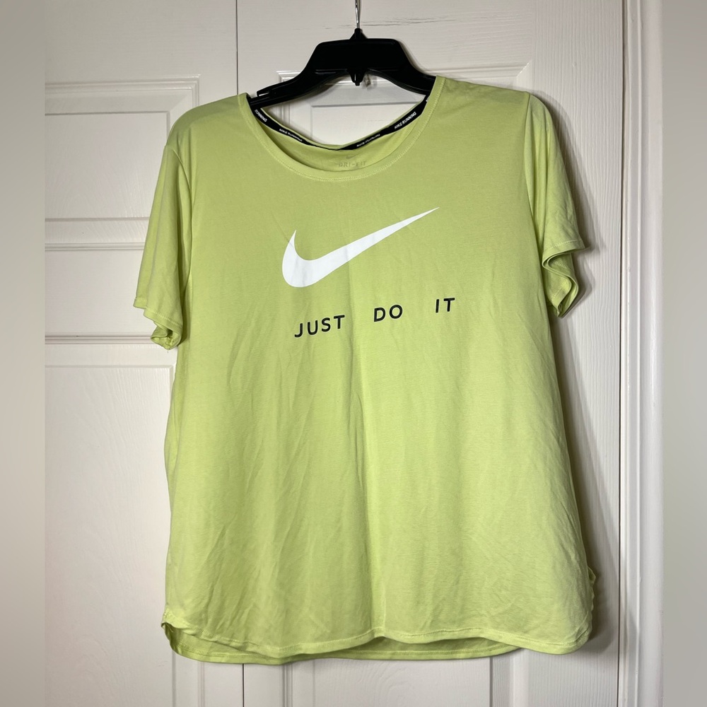 Nike Just Do It Short Sleeve Tee